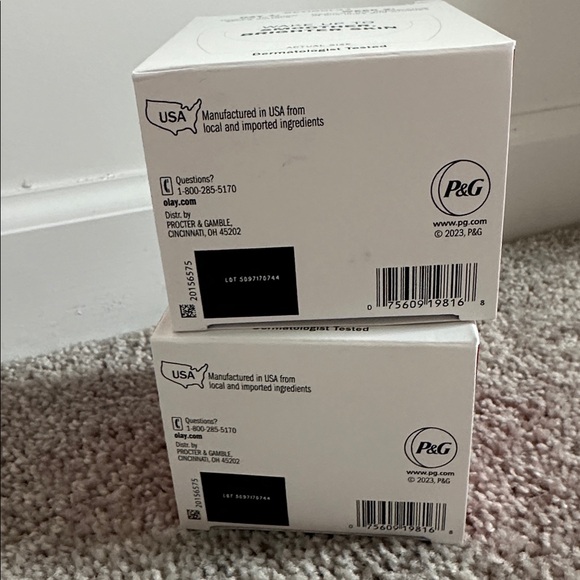 NEW Olay Retinol 24 night moisturizer - Picture 2 of 2